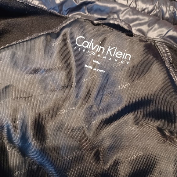 Calvin Klein Performance Black Puffer Jacket - Picture 11 of 16